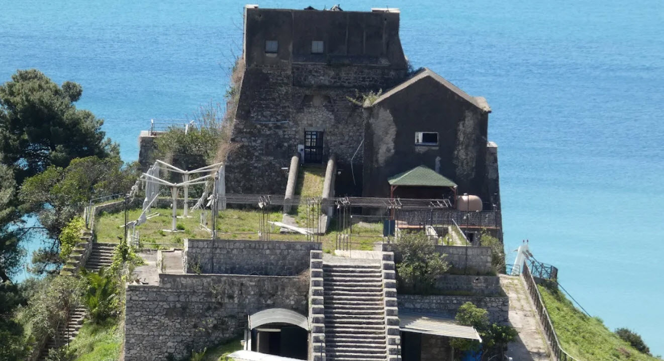 Forte La Carnale, Italy